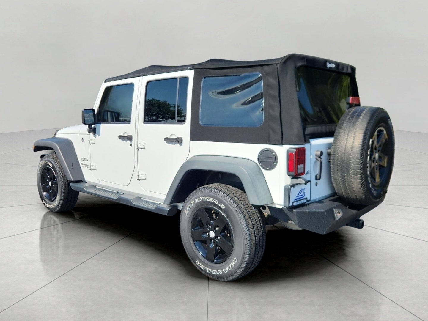 2016 Jeep Wrangler Unlimited 4WD 4dr Sport