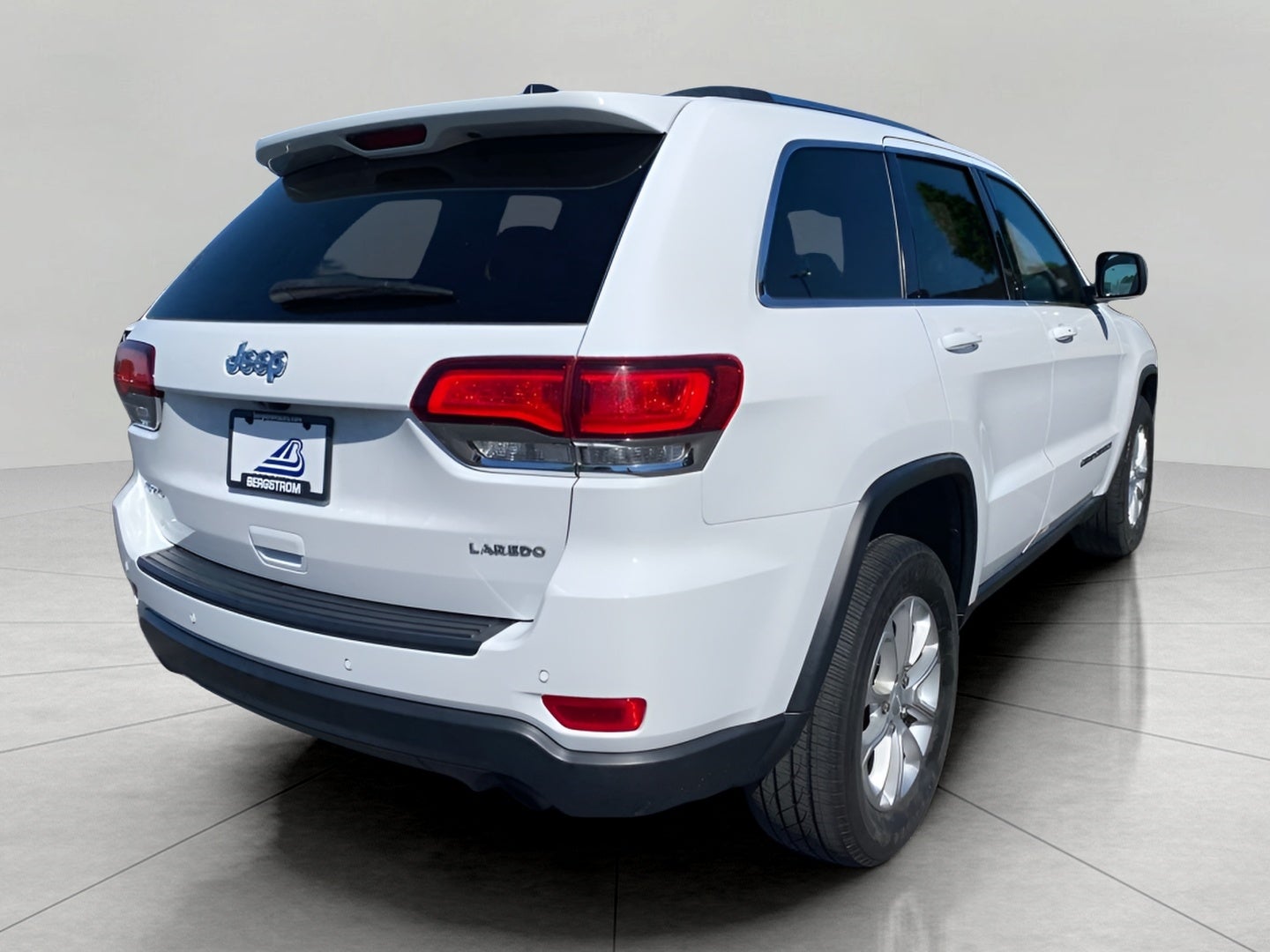 2021 Jeep Grand Cherokee Laredo X 4x4