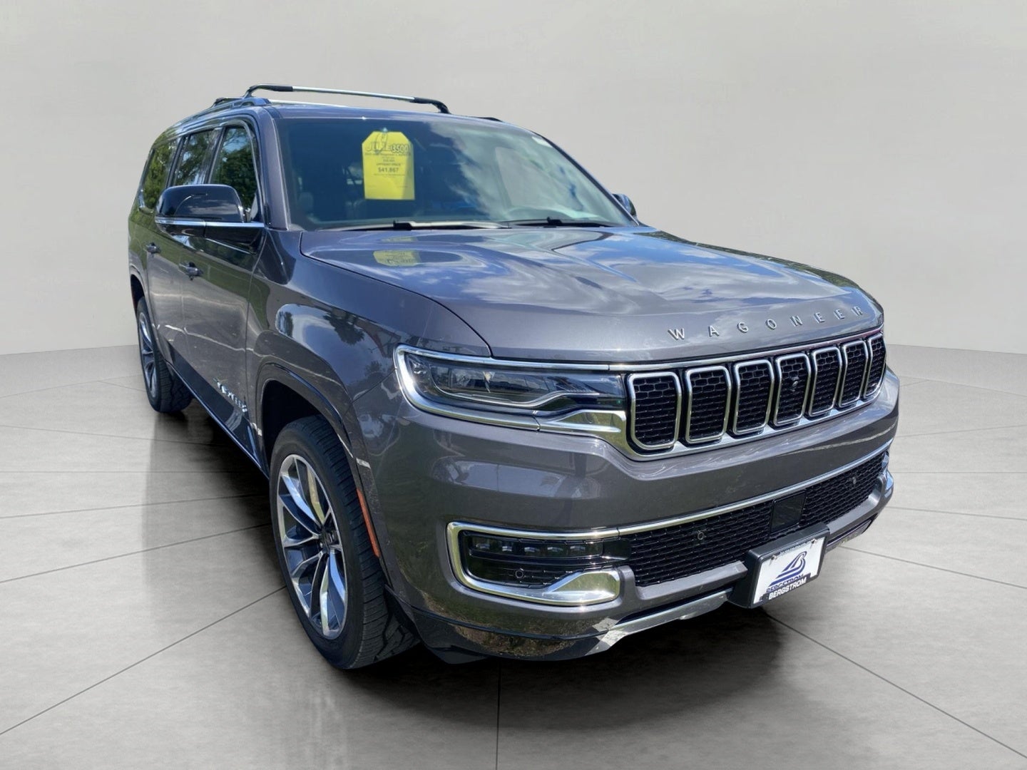 2023 Jeep Wagoneer L Series III 4WD's photo