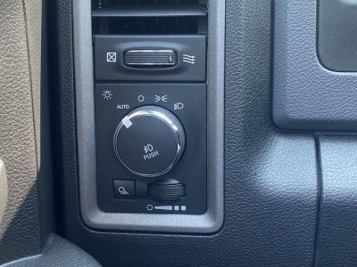 2017 RAM 1500 Express 4x4 Quad Cab 6'4 Box