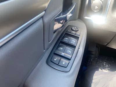 2015 RAM 1500 4WD Quad Cab 140.5 Big Horn