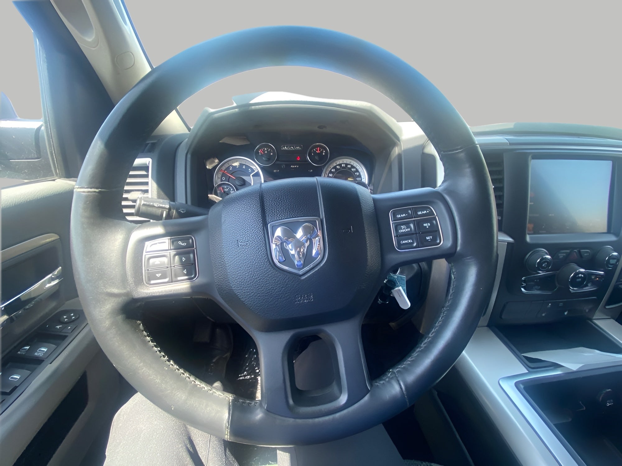 2015 RAM 1500 4WD Quad Cab 140.5 Big Horn