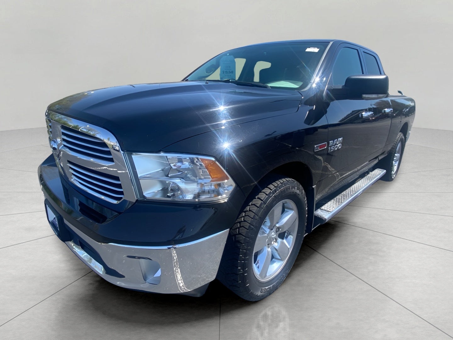 2015 RAM 1500 4WD Quad Cab 140.5 Big Horn