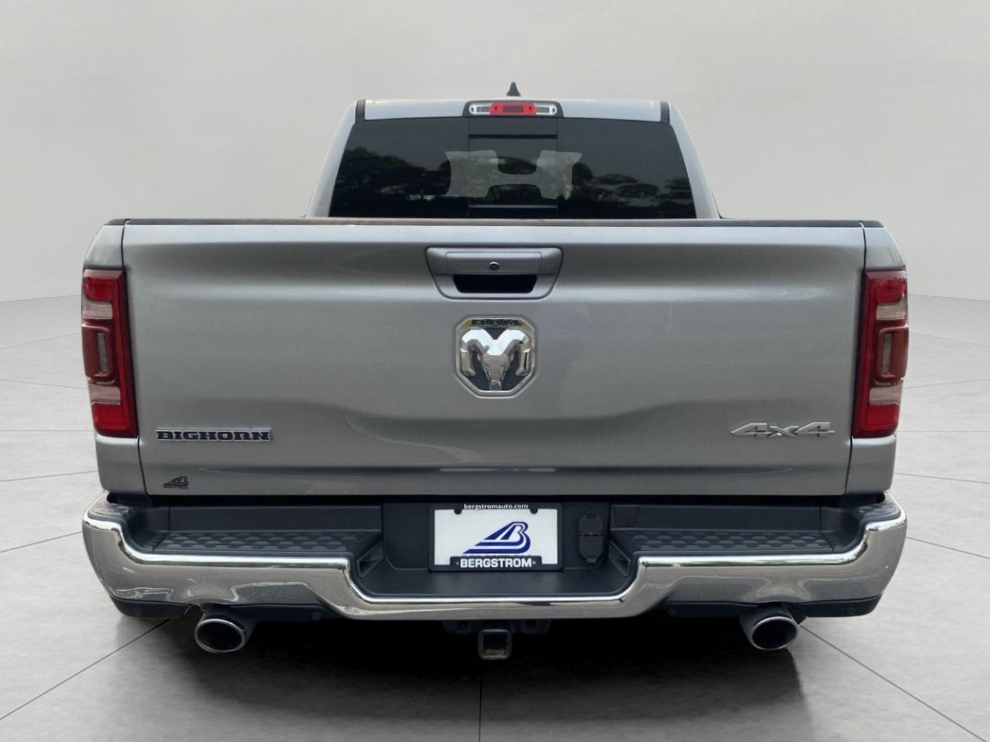 2021 RAM 1500 Big Horn 4x4 Quad Cab 6'4 Box
