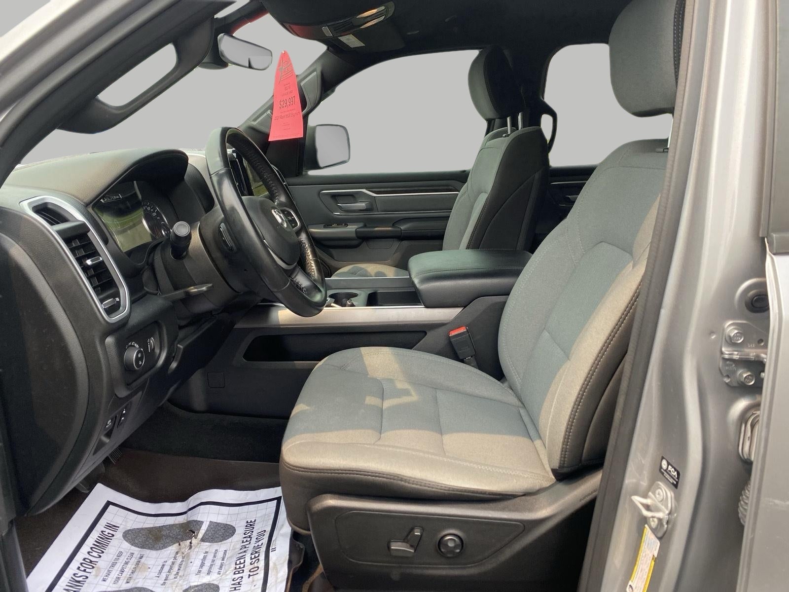 2021 RAM 1500 Big Horn 4x4 Quad Cab 6'4 Box