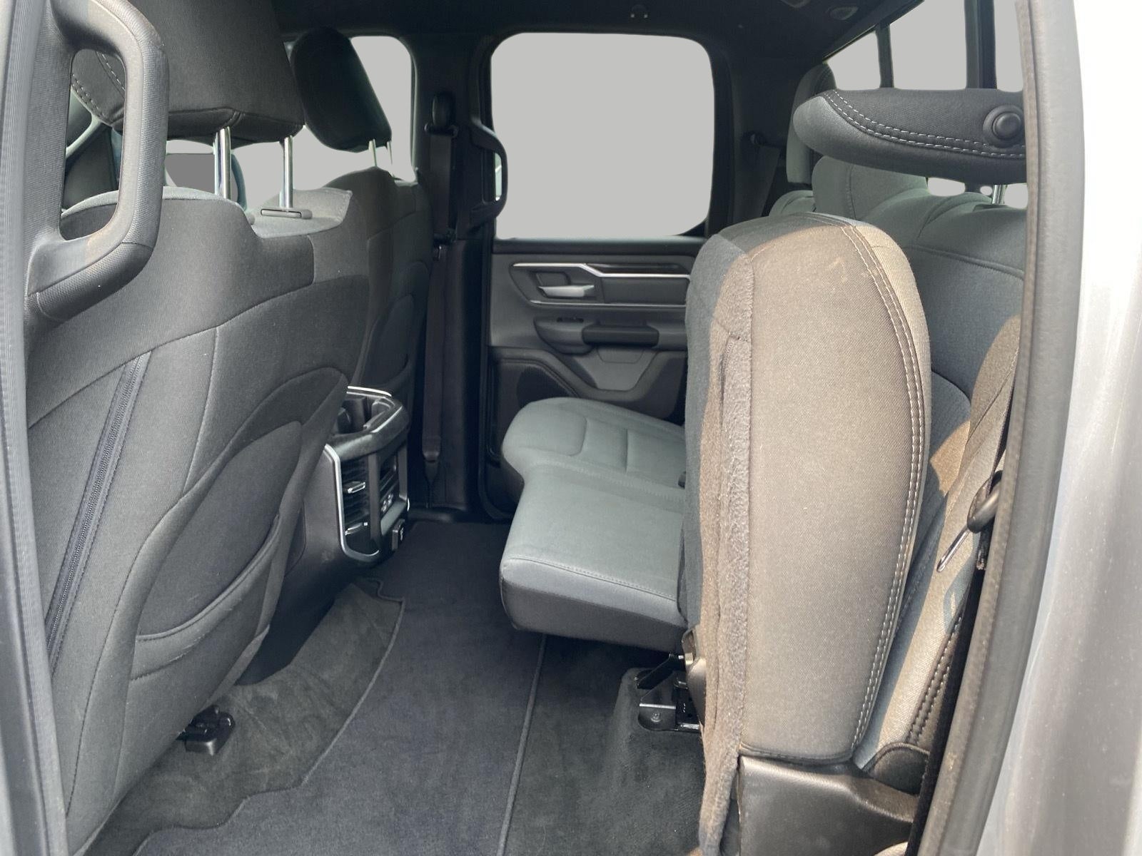 2021 RAM 1500 Big Horn 4x4 Quad Cab 6'4 Box