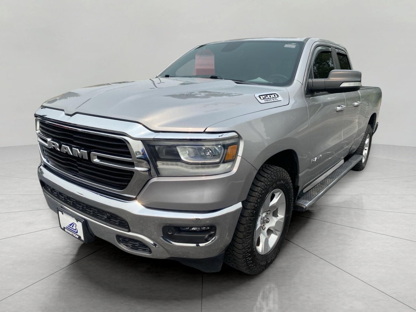 2021 RAM 1500 Big Horn 4x4 Quad Cab 6'4 Box
