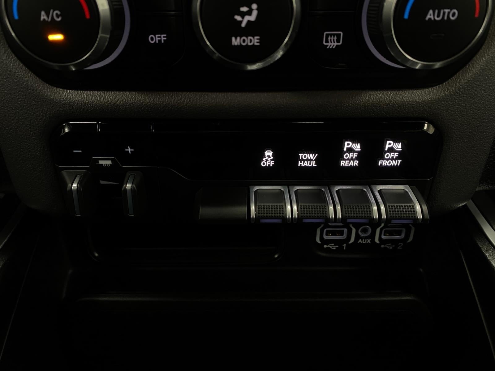 2023 RAM 1500 Big Horn 4x4 Crew Cab 5'7 Box