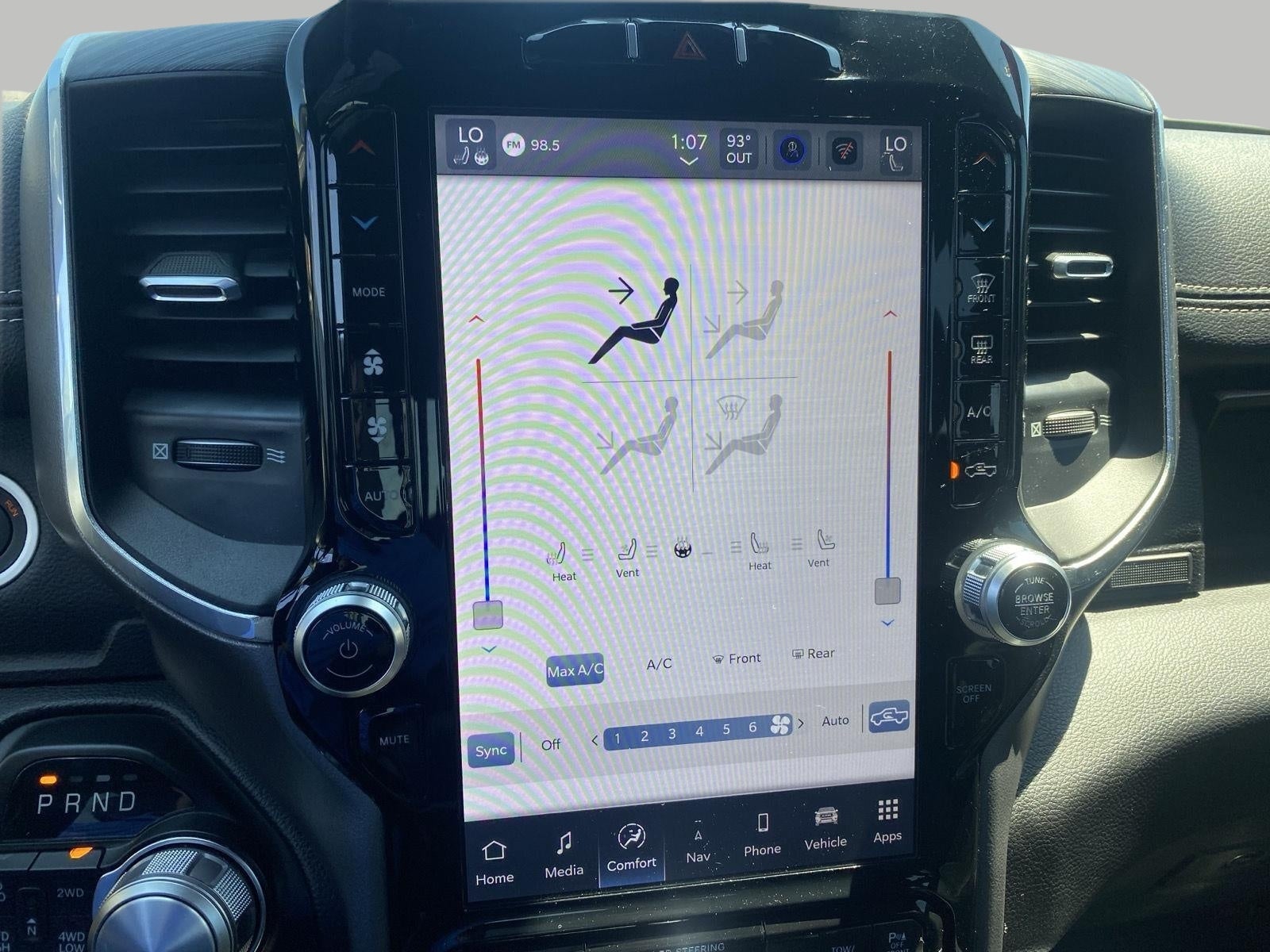 2023 RAM 1500 Laramie 4x4 Crew Cab 5'7 Box