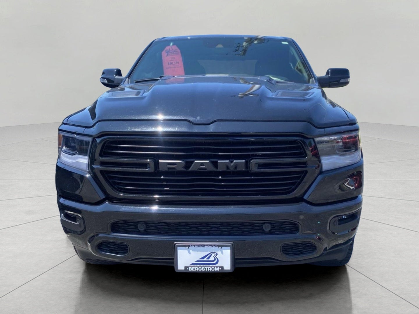 2023 RAM 1500 Laramie 4x4 Crew Cab 5'7 Box