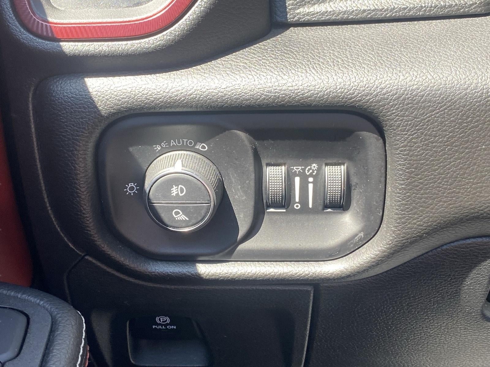 2025 RAM 1500 Rebel 4x4 Crew Cab 5'7 Box
