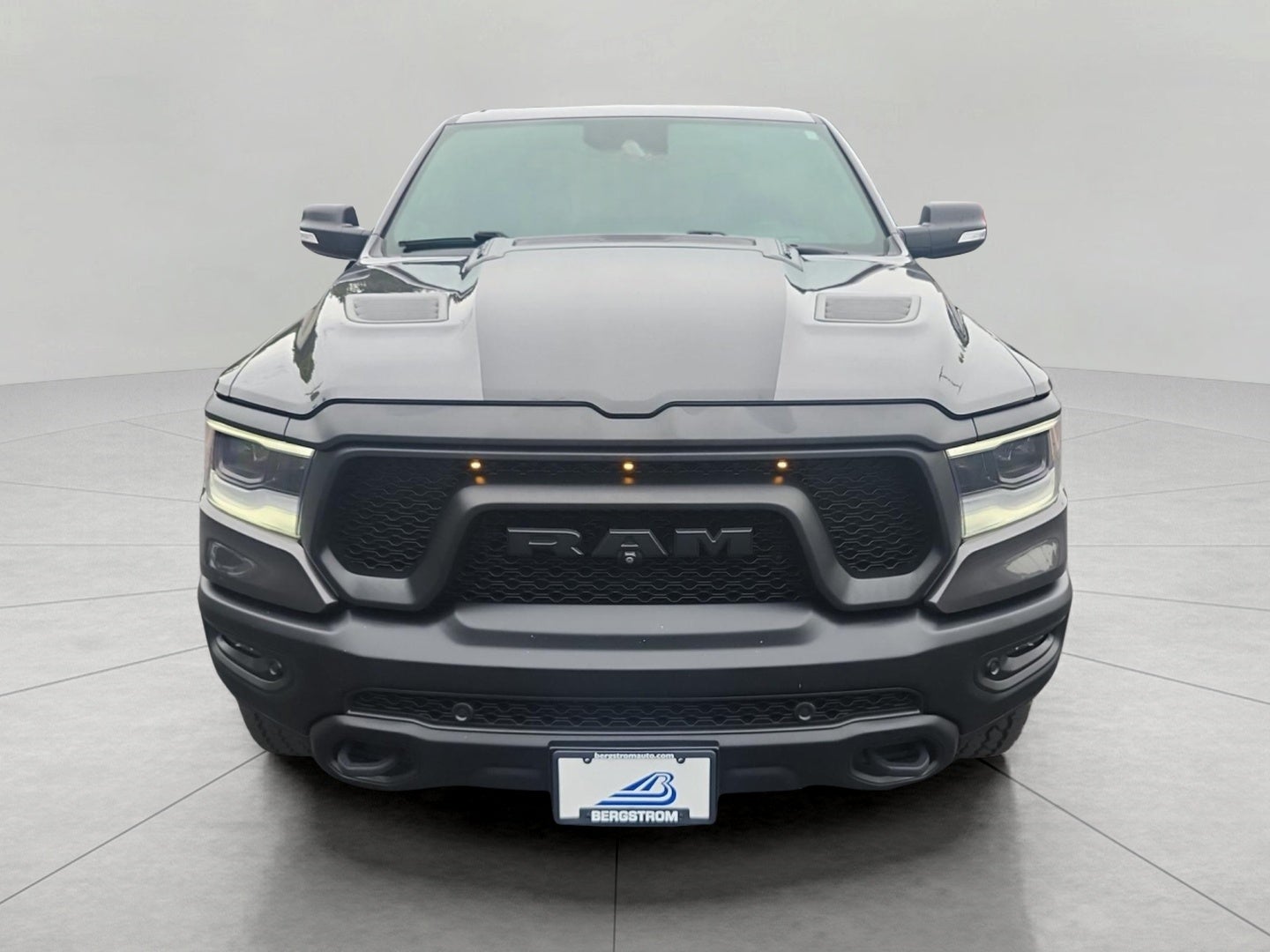 2021 RAM 1500 Rebel 4x4 Crew Cab 5'7 Box