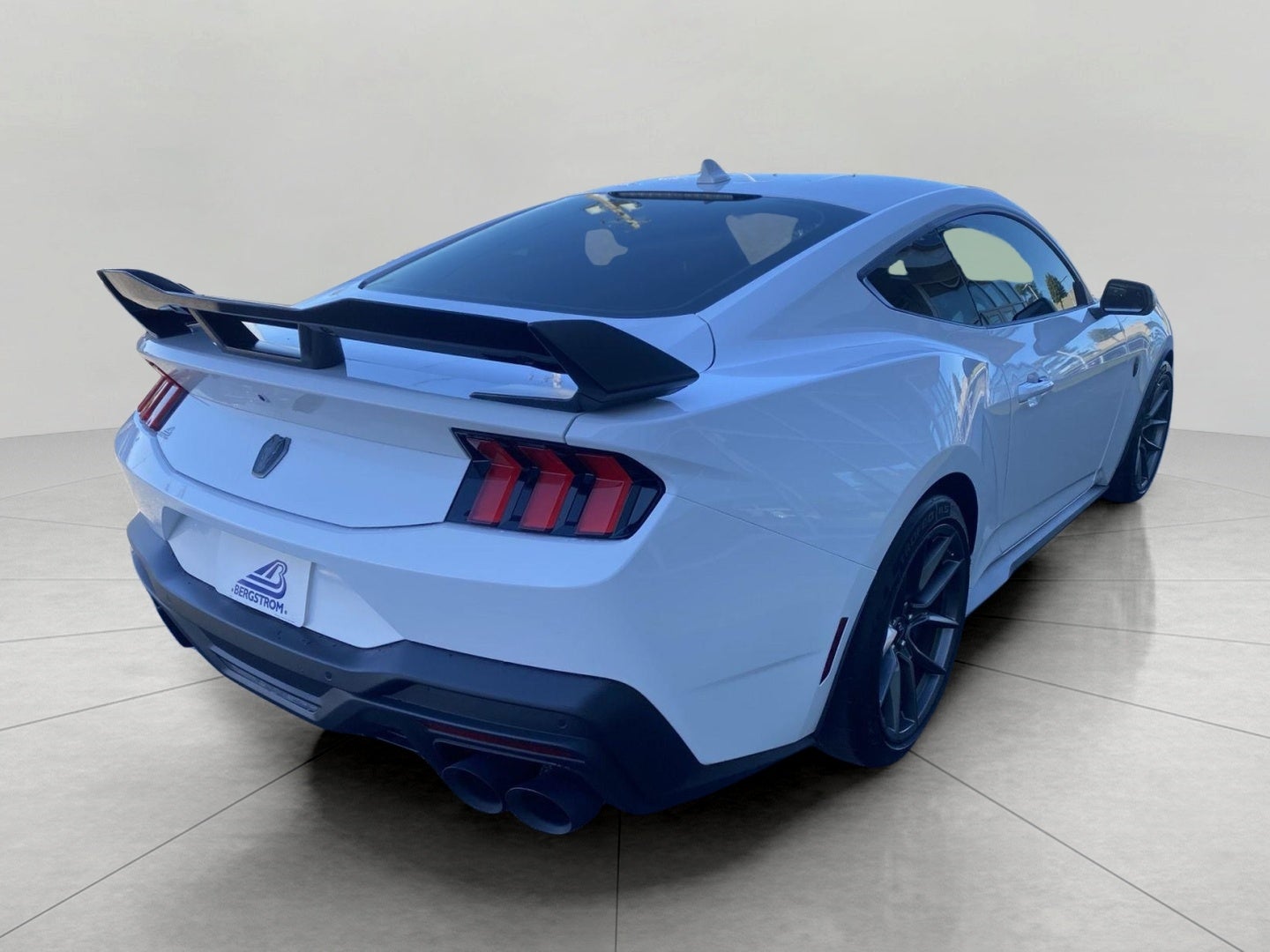 2024 Ford Mustang Dark Horse Fastback