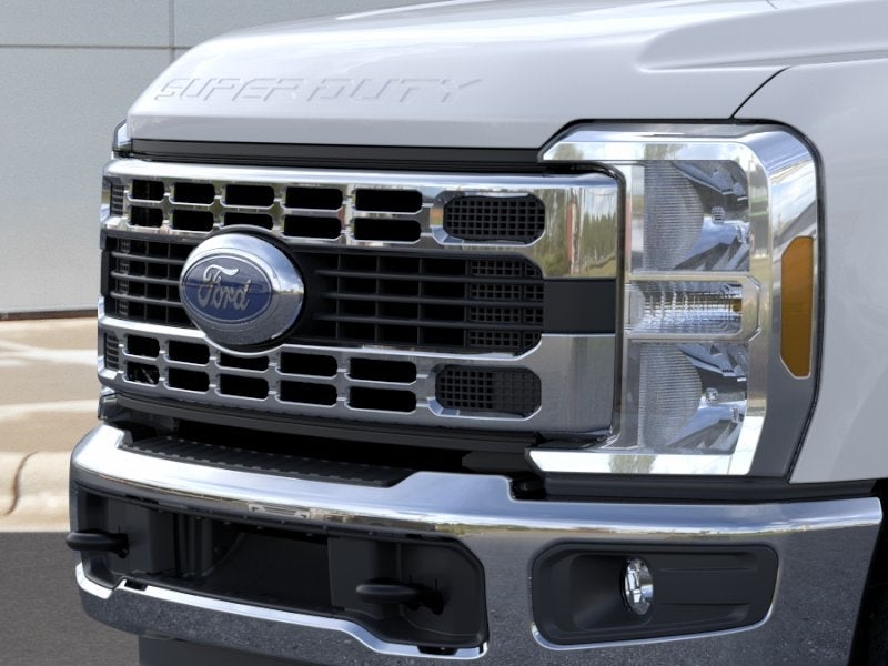 2026 Ford Super Duty F-350 DRW XL 4WD Crew Cab 179 WB 60 CA