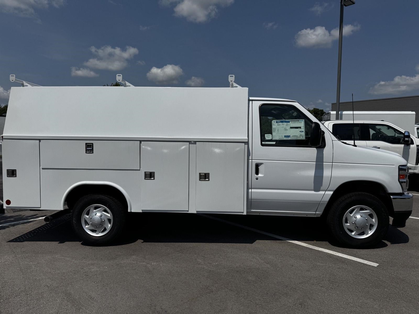 2027 Ford E-SERIES CUTAWAY E-350 SRW