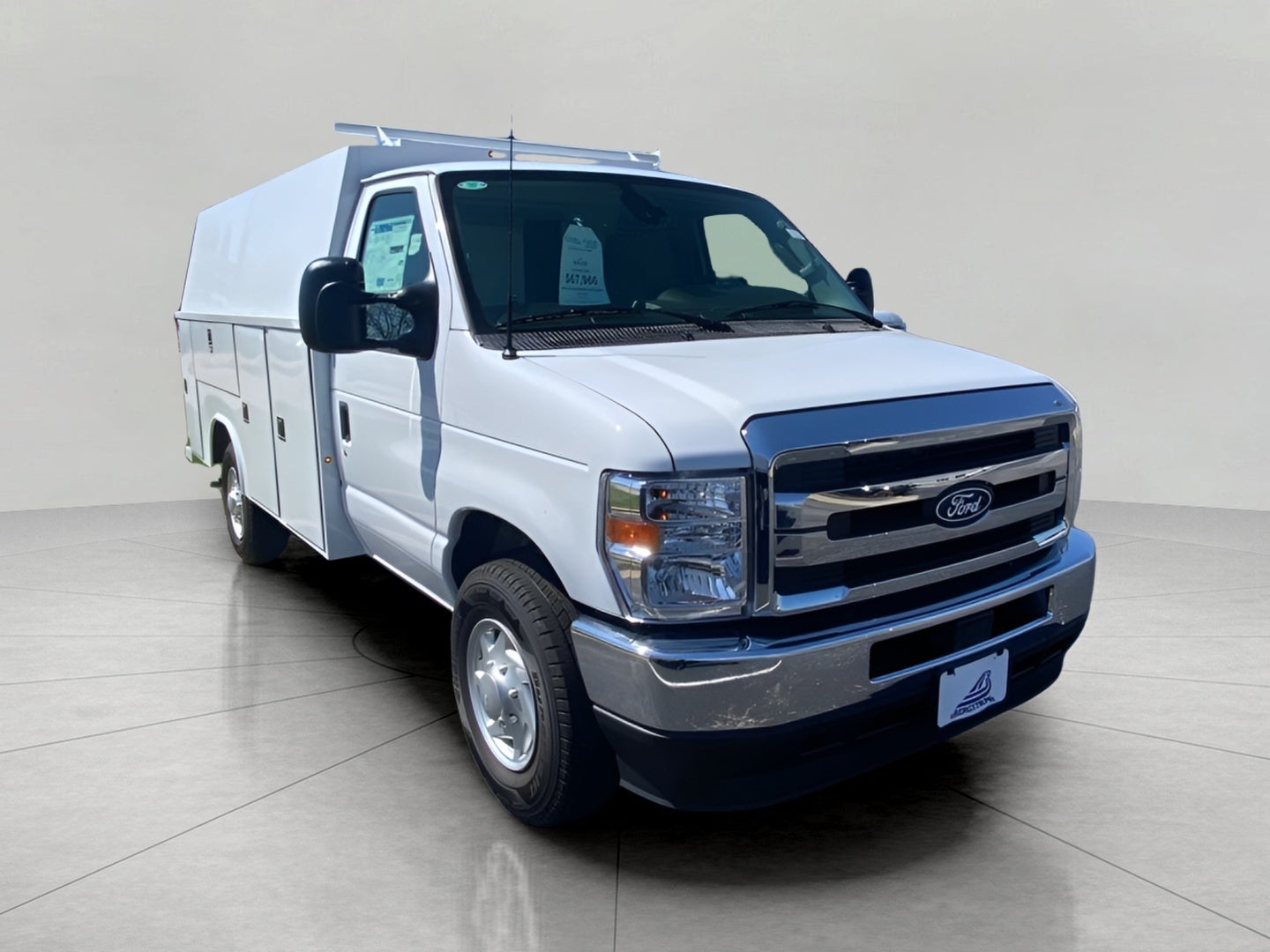 2026 Ford E-350SD Base Cutaway