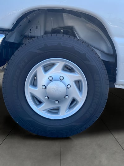 2026 Ford E-350SD Base Cutaway