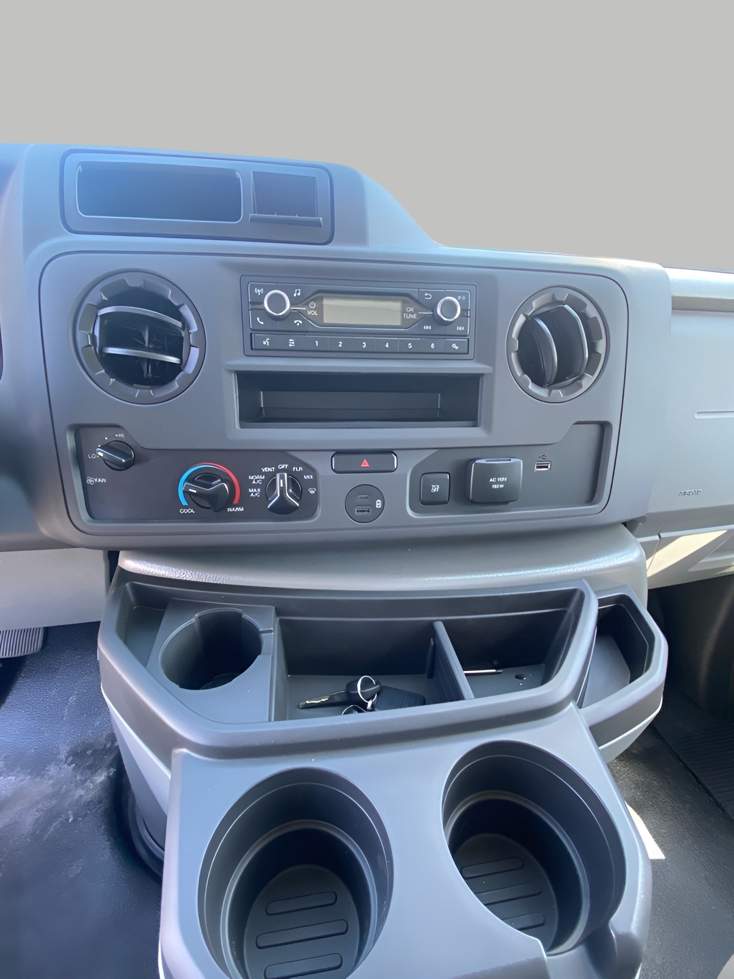 2026 Ford E-350SD Base Cutaway