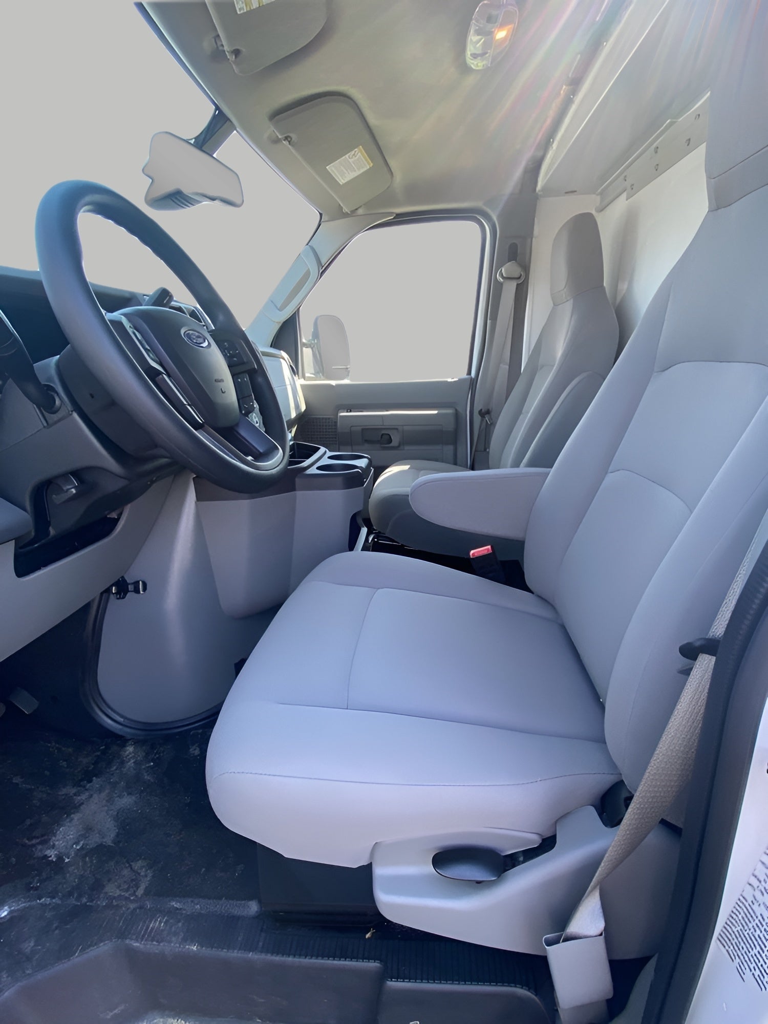 2026 Ford E-350SD Base Cutaway