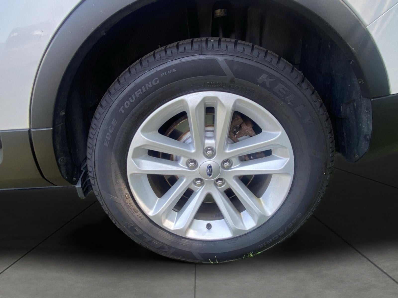 2013 Ford Explorer FWD 4dr XLT