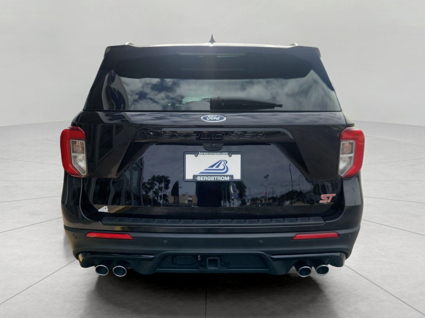 2023 Ford Explorer ST 4WD