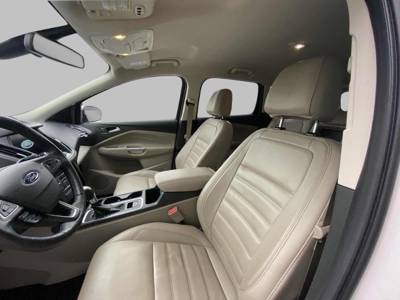 2017 Ford Escape Titanium 4WD