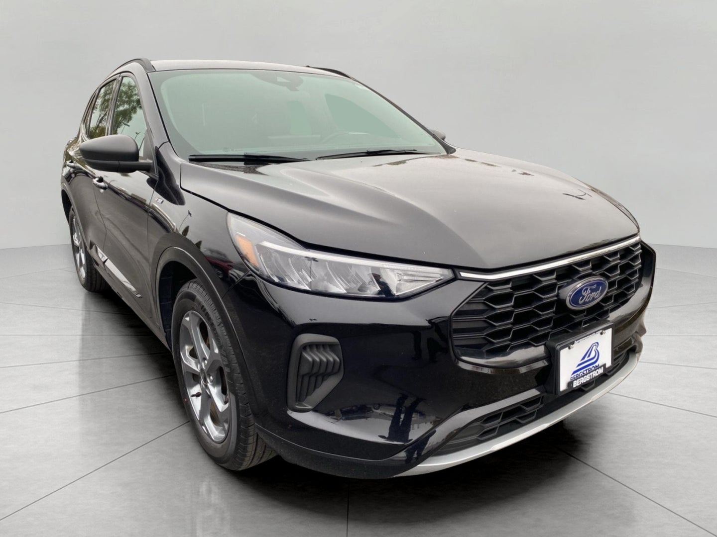 2023 Ford Escape ST-Line AWD