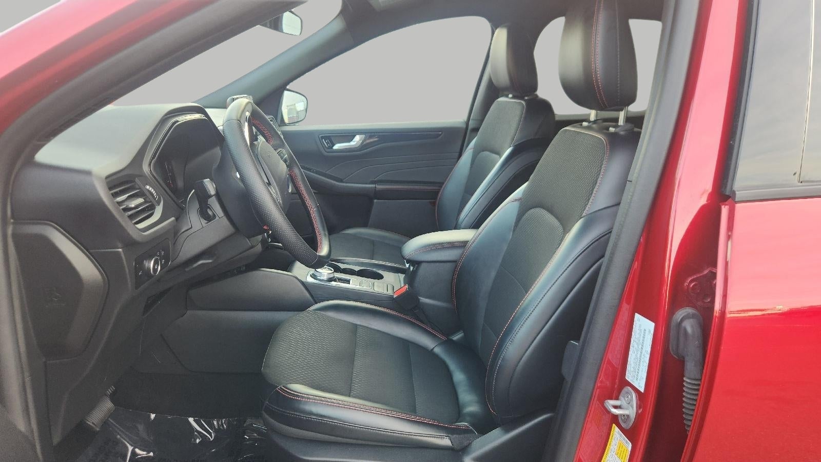 2025 Ford Escape ST-Line Select AWD