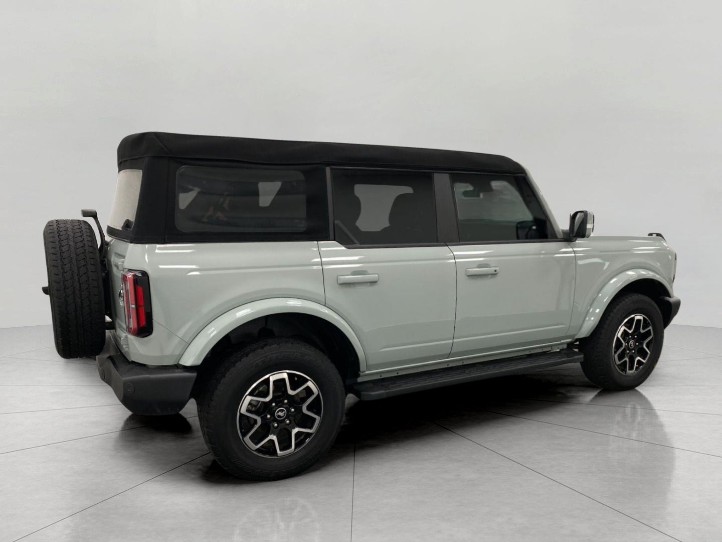 2023 Ford Bronco Outer Banks 4 Door 4x4