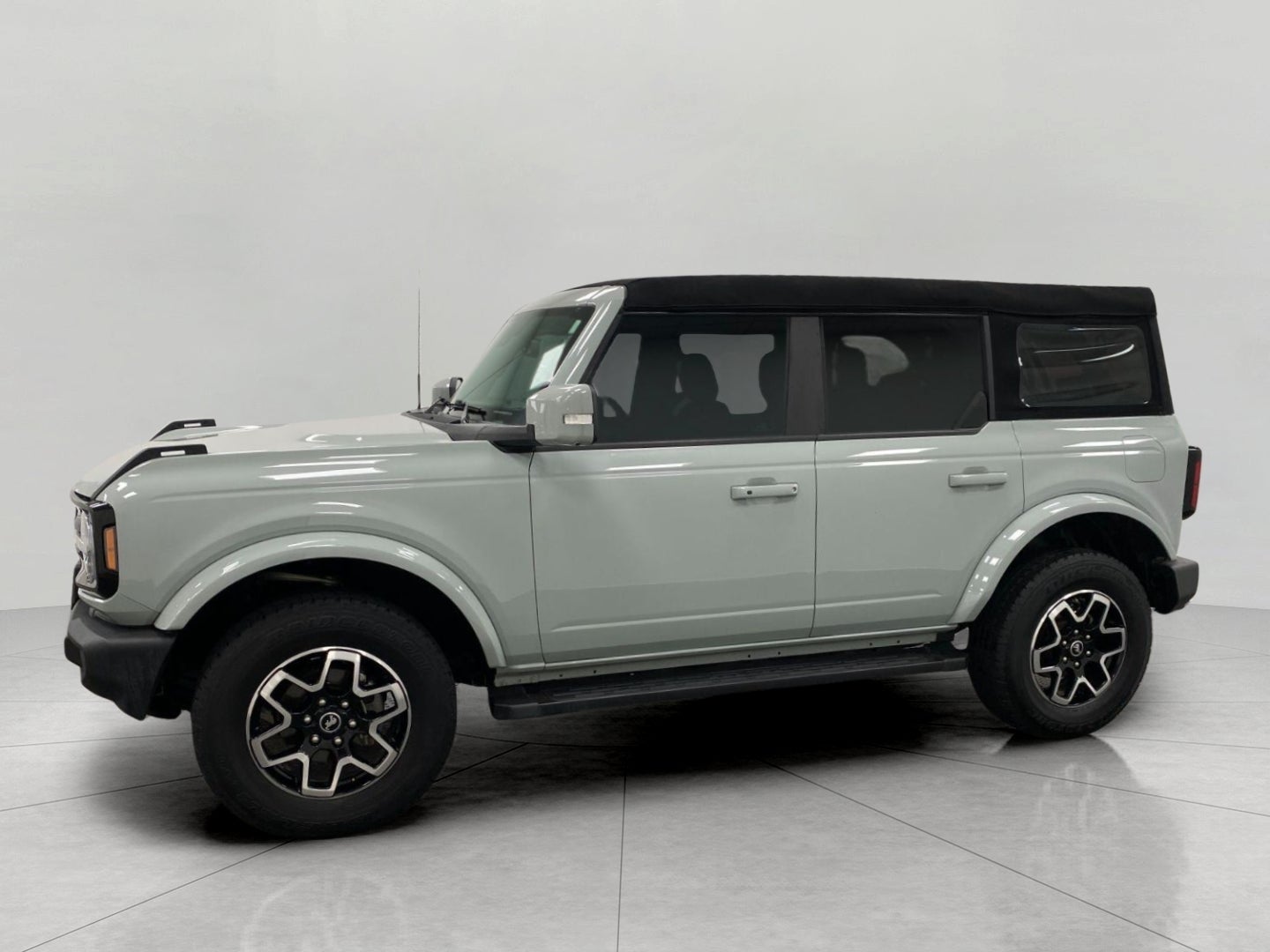 2023 Ford Bronco Outer Banks 4 Door 4x4