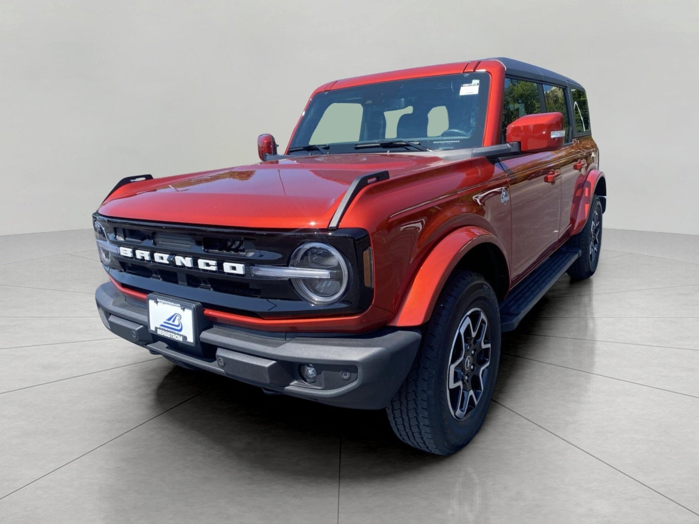 2024 Ford Bronco Outer Banks 4 Door 4x4