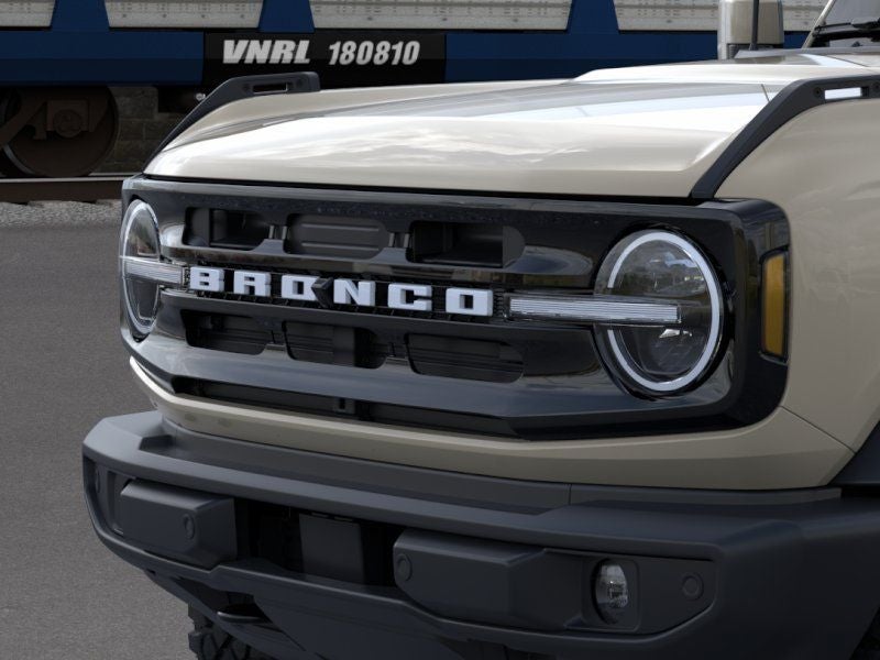 2026 Ford Bronco Outer Banks 4 Door 4x4