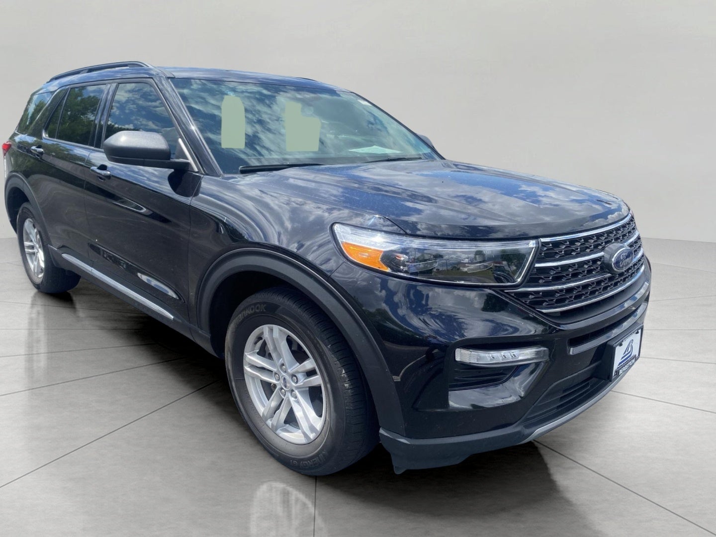 2024 Ford Explorer XLT 4WD
