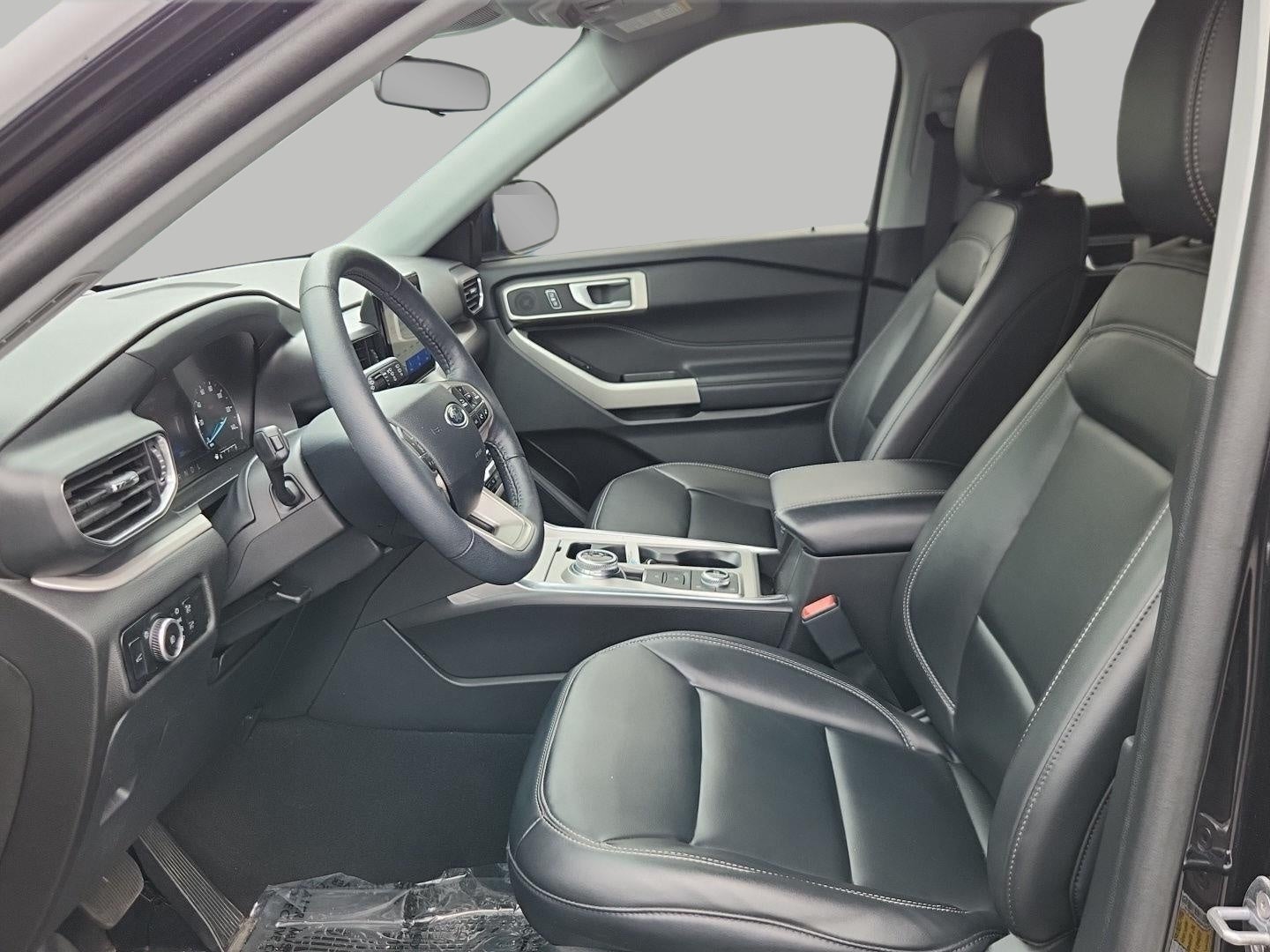 2024 Ford Explorer XLT 4WD