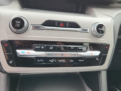 2024 Ford Explorer XLT 4WD