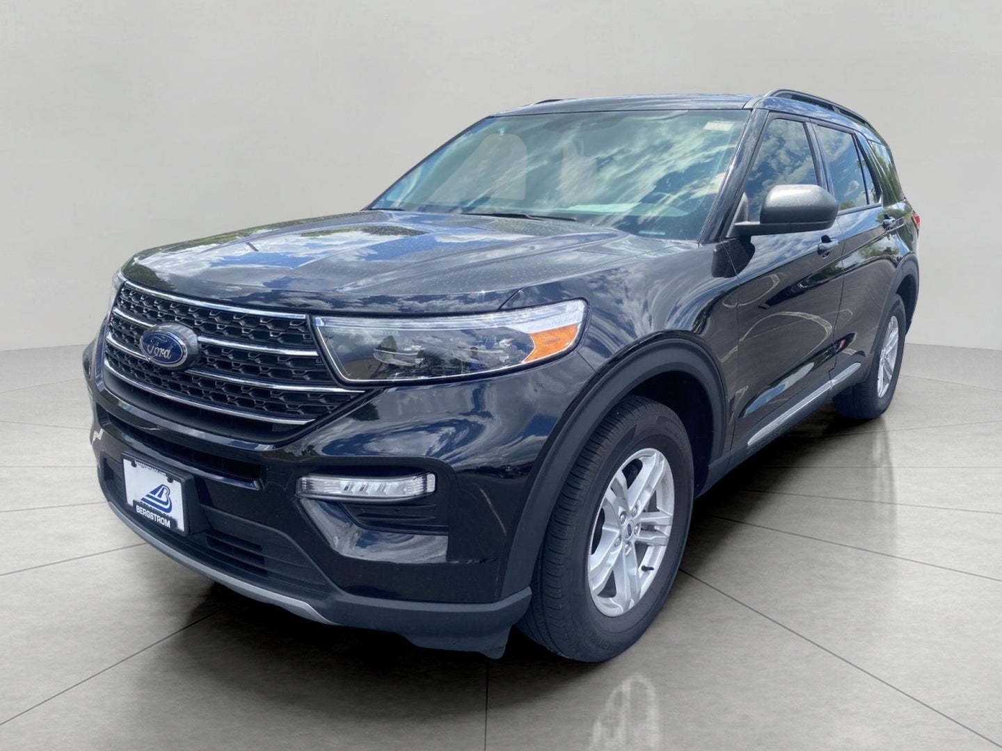 2024 Ford Explorer XLT 4WD