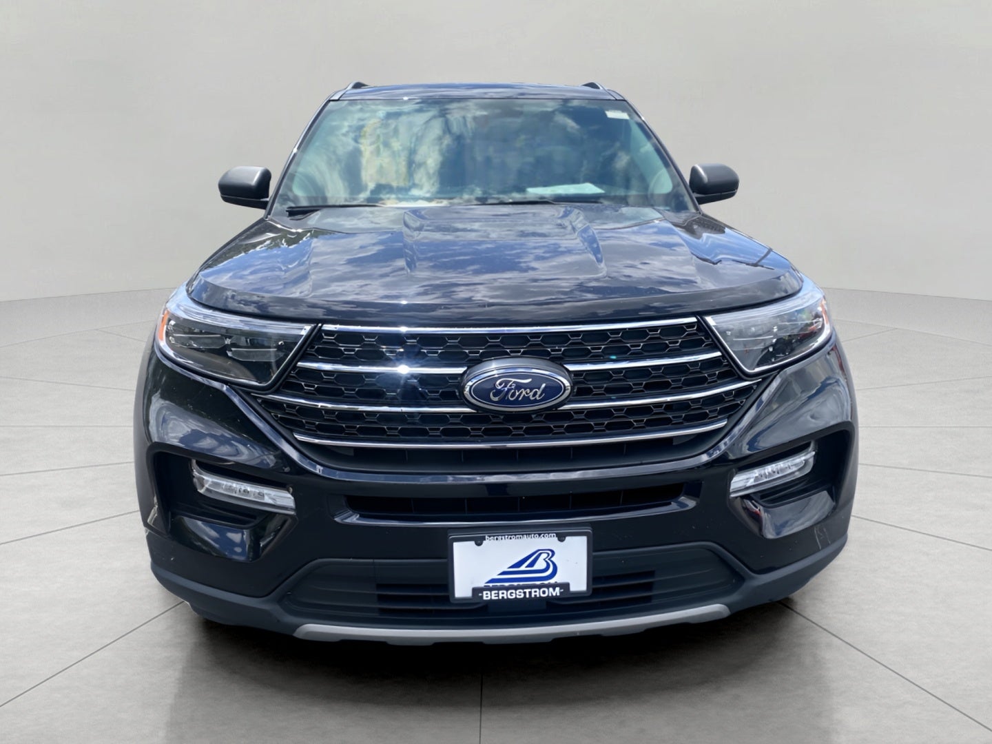 2024 Ford Explorer XLT 4WD