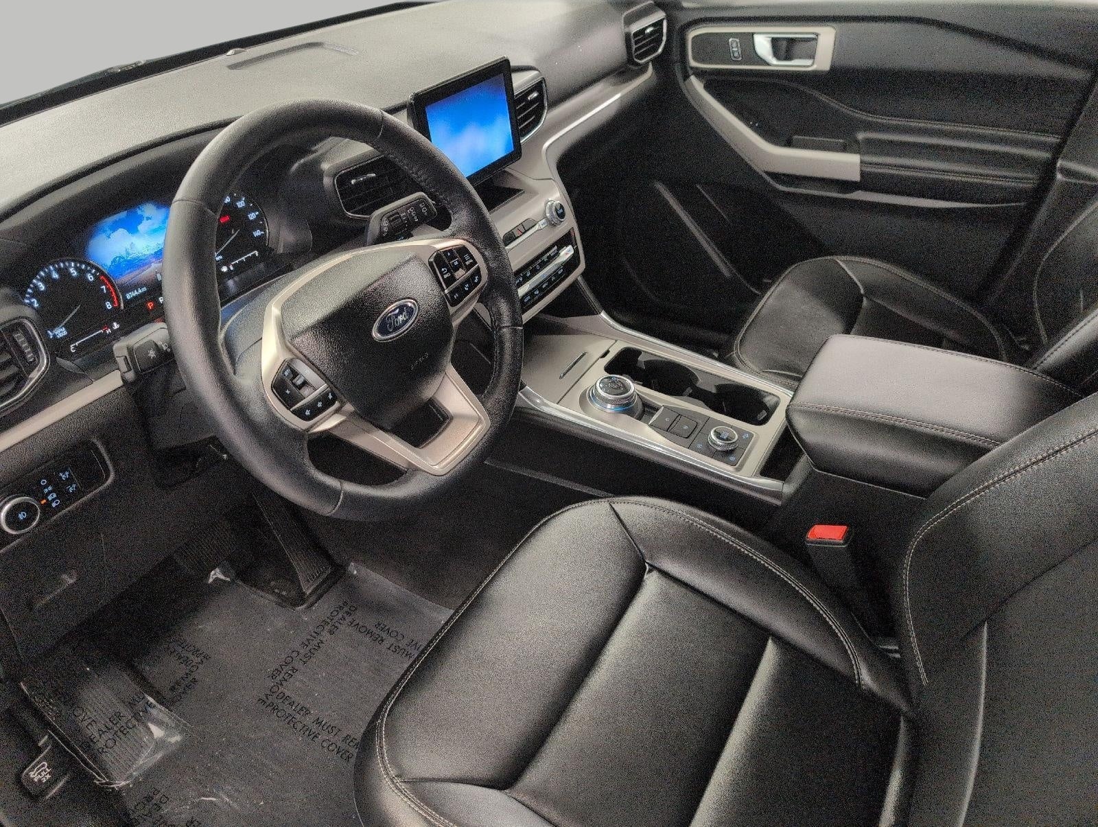 2024 Ford Explorer XLT 4WD