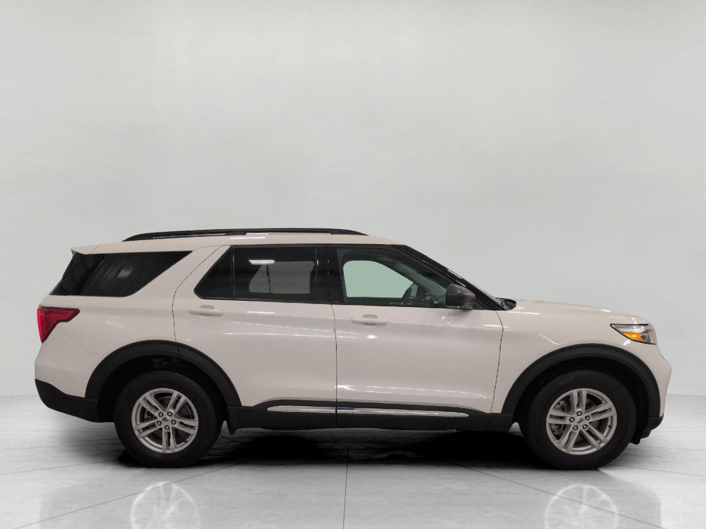 2024 Ford Explorer XLT 4WD