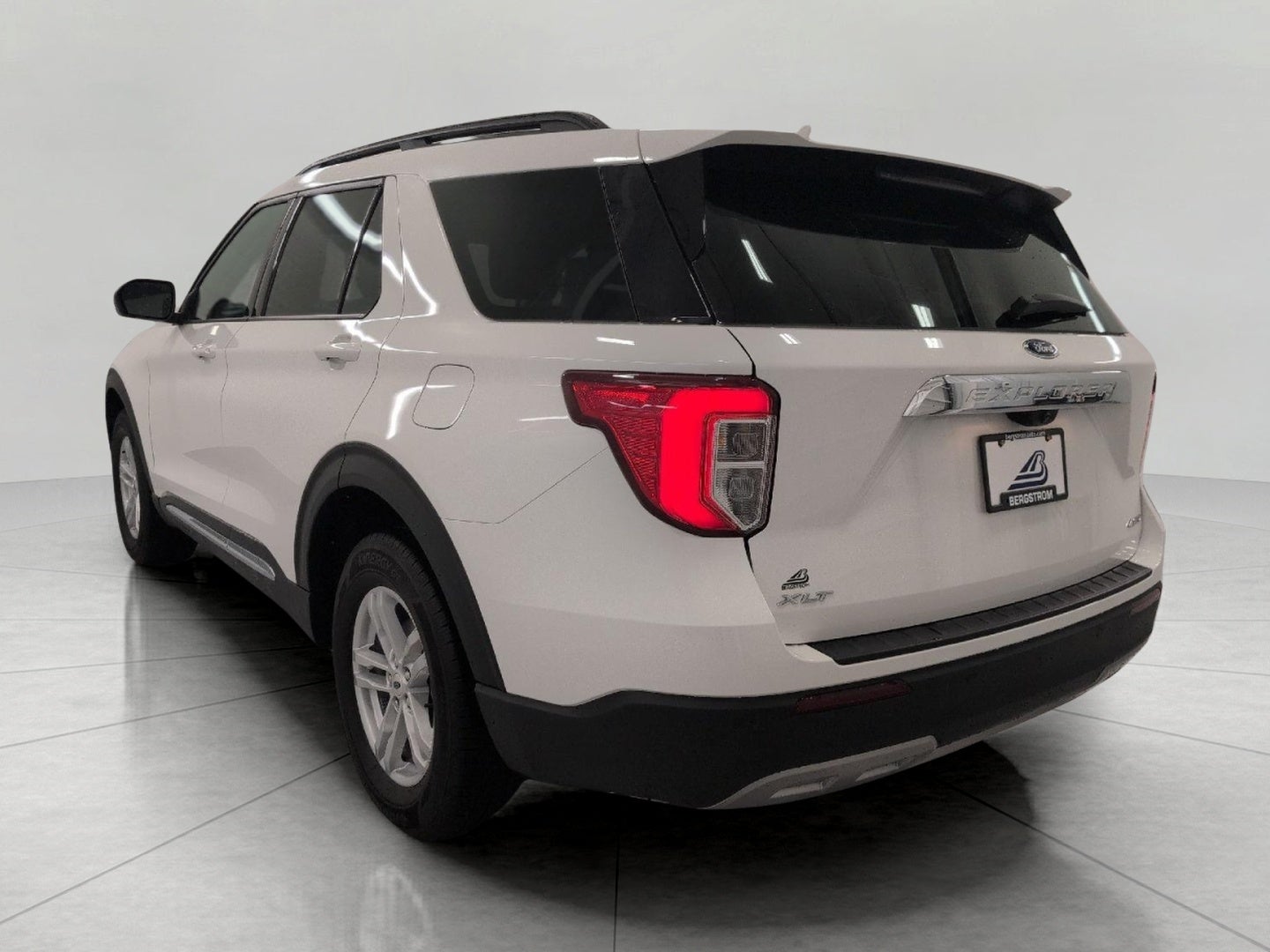 2024 Ford Explorer XLT 4WD