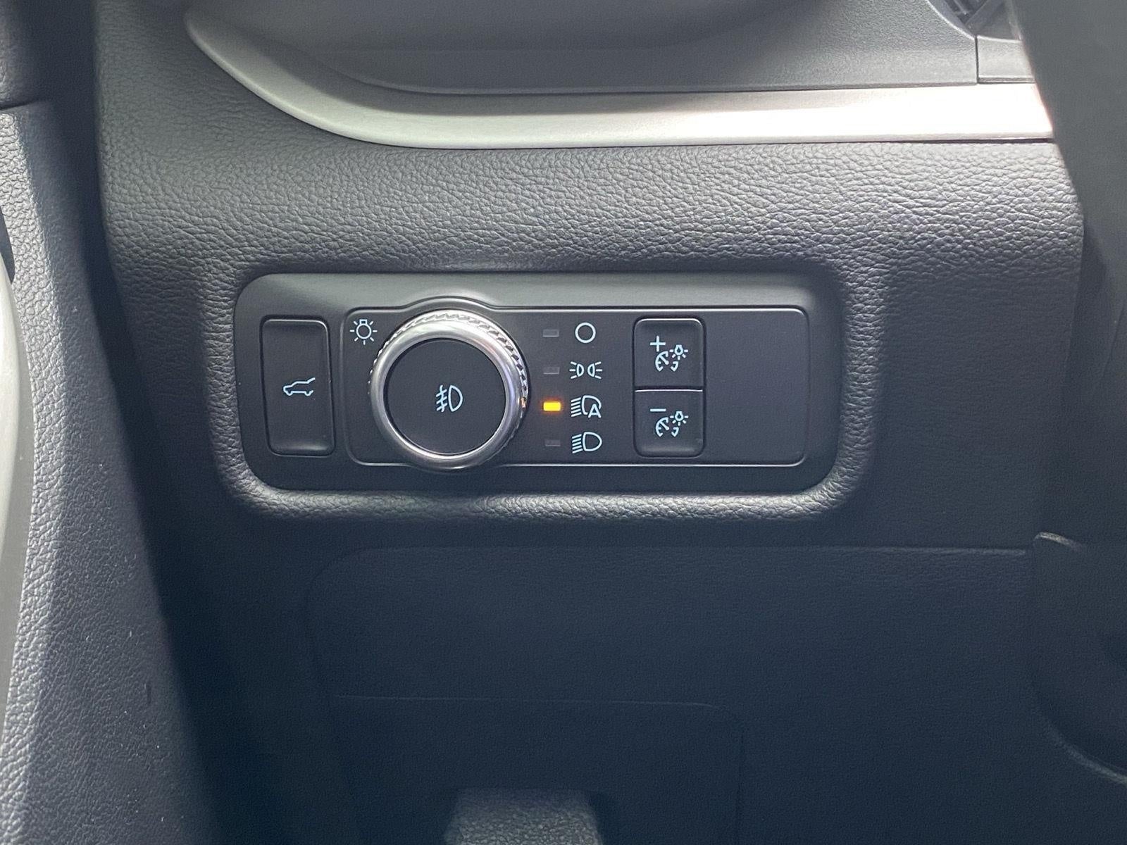 2020 Ford Explorer XLT 4WD