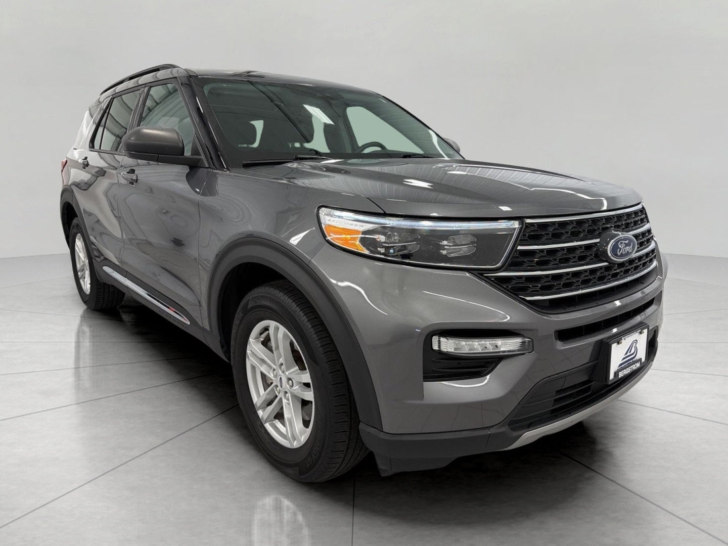 2024 Ford Explorer XLT 4WD