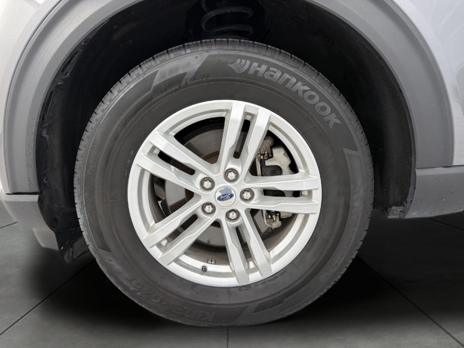 2024 Ford Explorer XLT 4WD