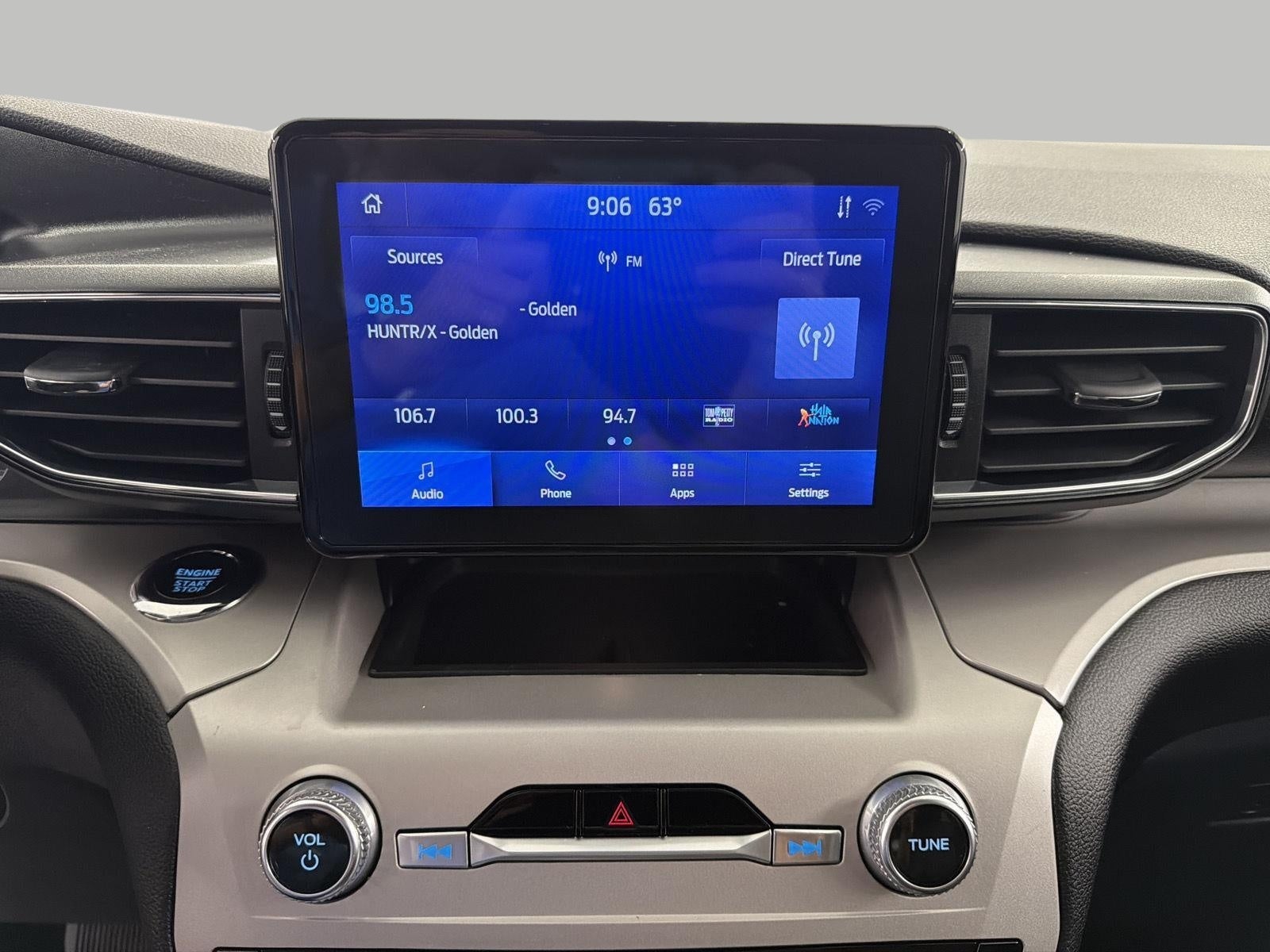 2024 Ford Explorer XLT 4WD