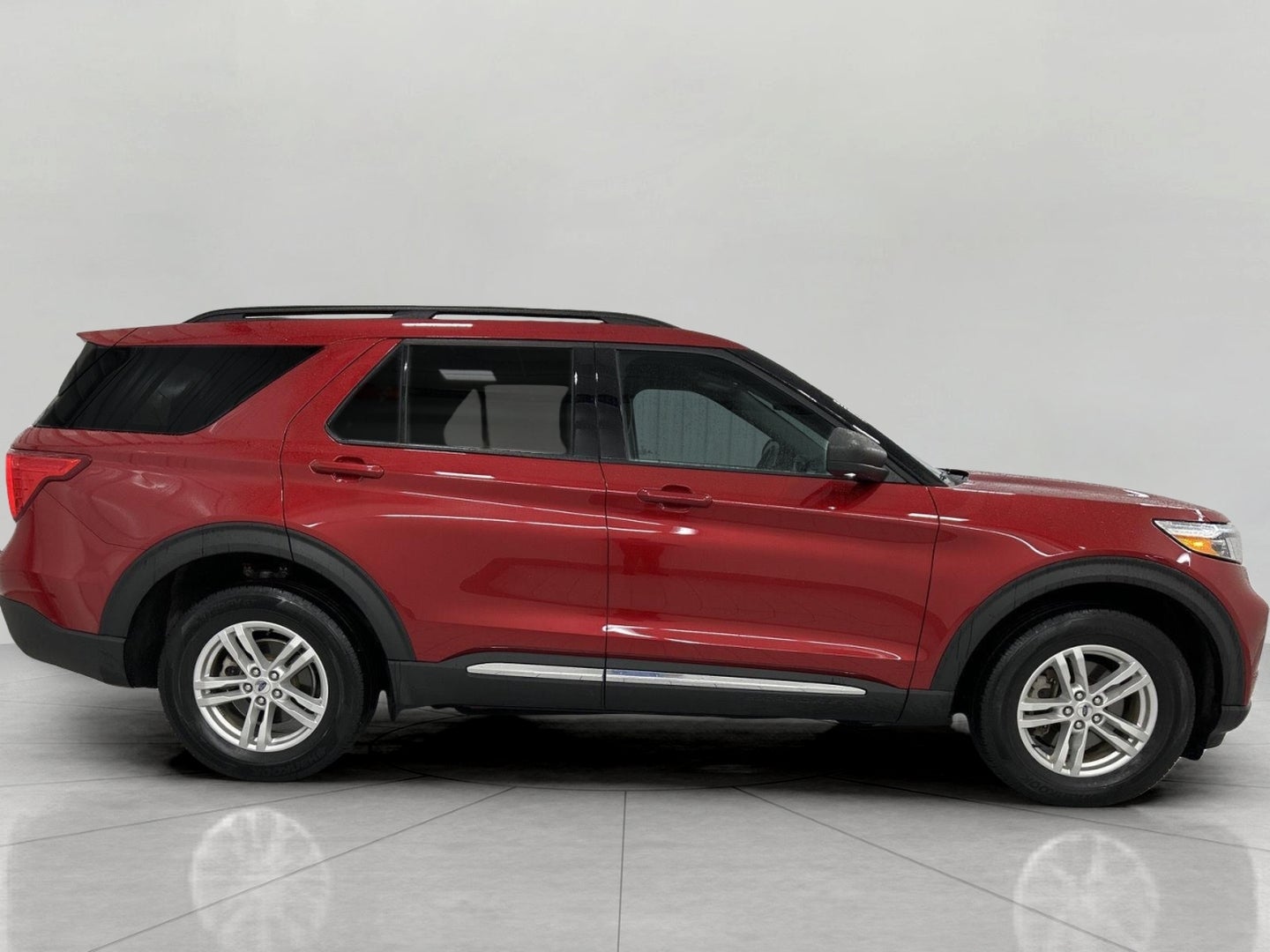 2024 Ford Explorer XLT 4WD