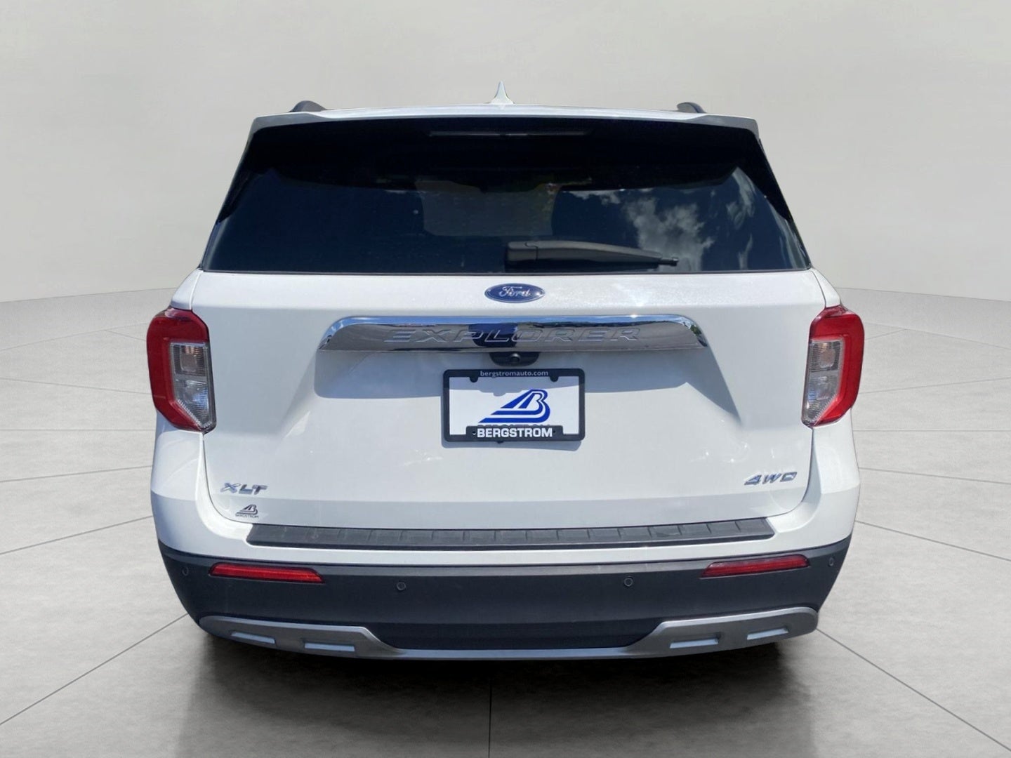 2024 Ford Explorer XLT 4WD