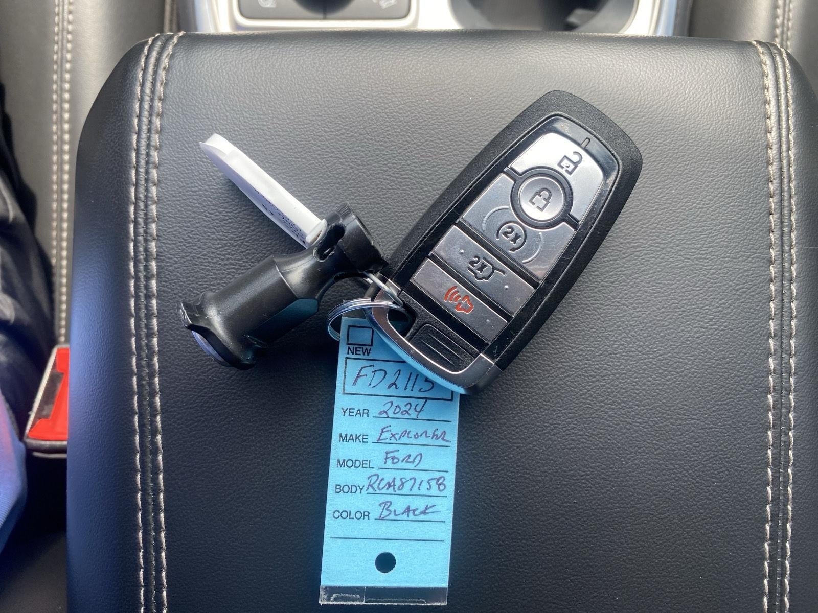 2024 Ford Explorer XLT 4WD
