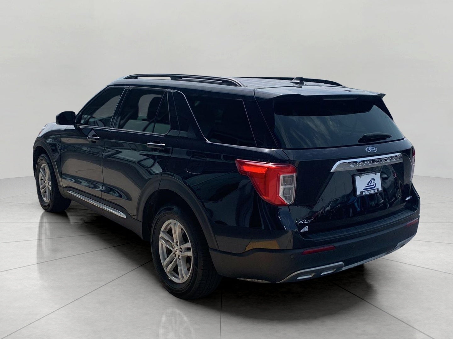 2024 Ford Explorer XLT 4WD