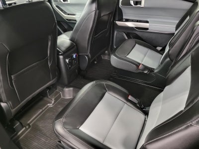 2023 Ford Explorer XLT 4WD