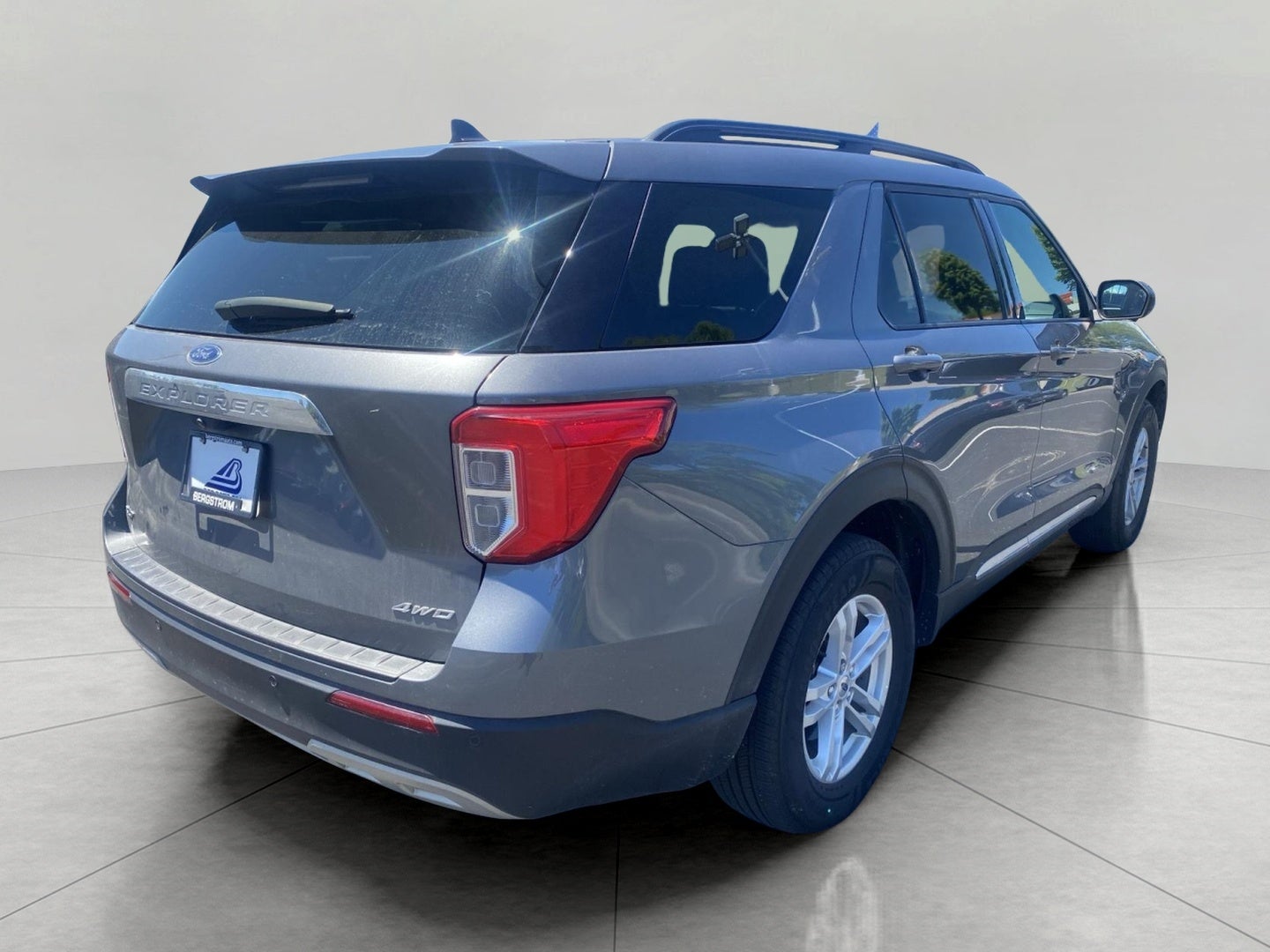 2024 Ford Explorer XLT 4WD